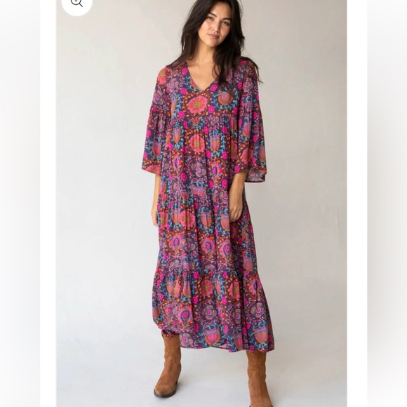 NATURAL LIFE Dresses & Skirts - Natural Life Charlotte Midi Dress  Sz Medium Bell Sleeve NWOT